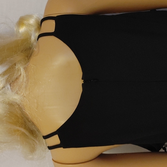 BB DAKOTA BLACK SHEATH DRESS SZ 10 - Picture 3 of 8